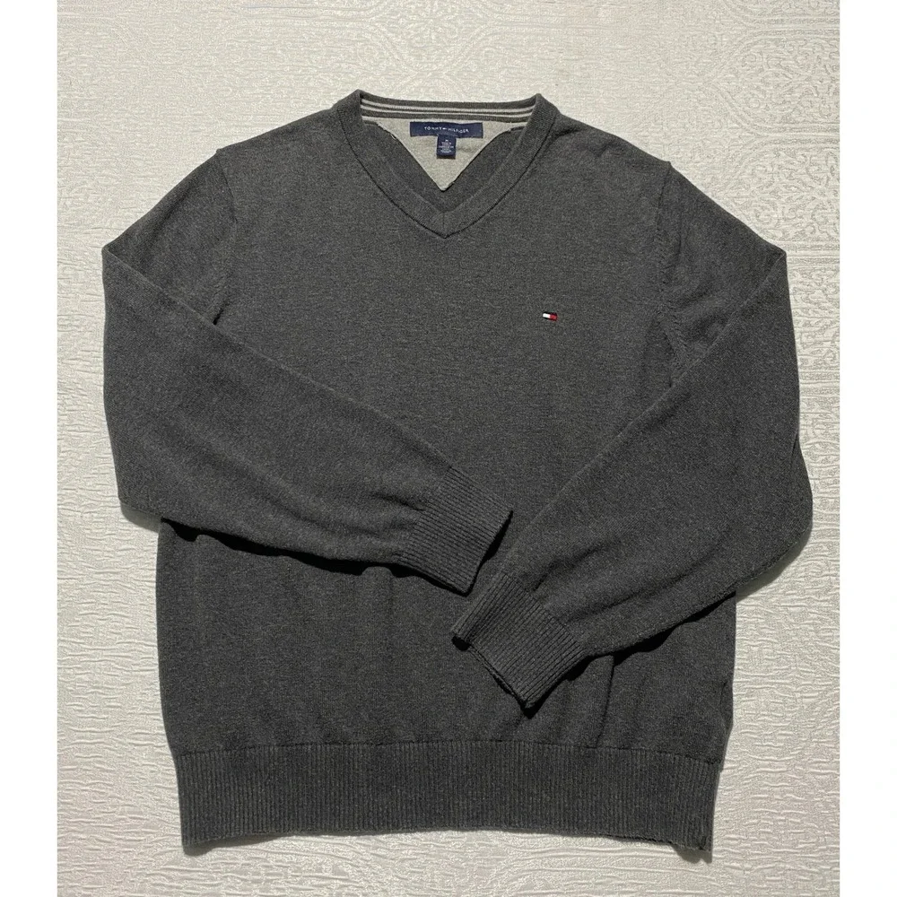 Tommy Hilfiger Mens Gray‎ V-Neck Sweater 100% Cotton Size M Charcoal Long Sleeve